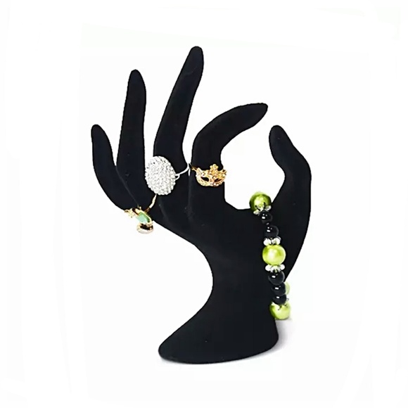 Momentum Jewelry - 🆕️ Velvet Ring/Jewelry Display Hand